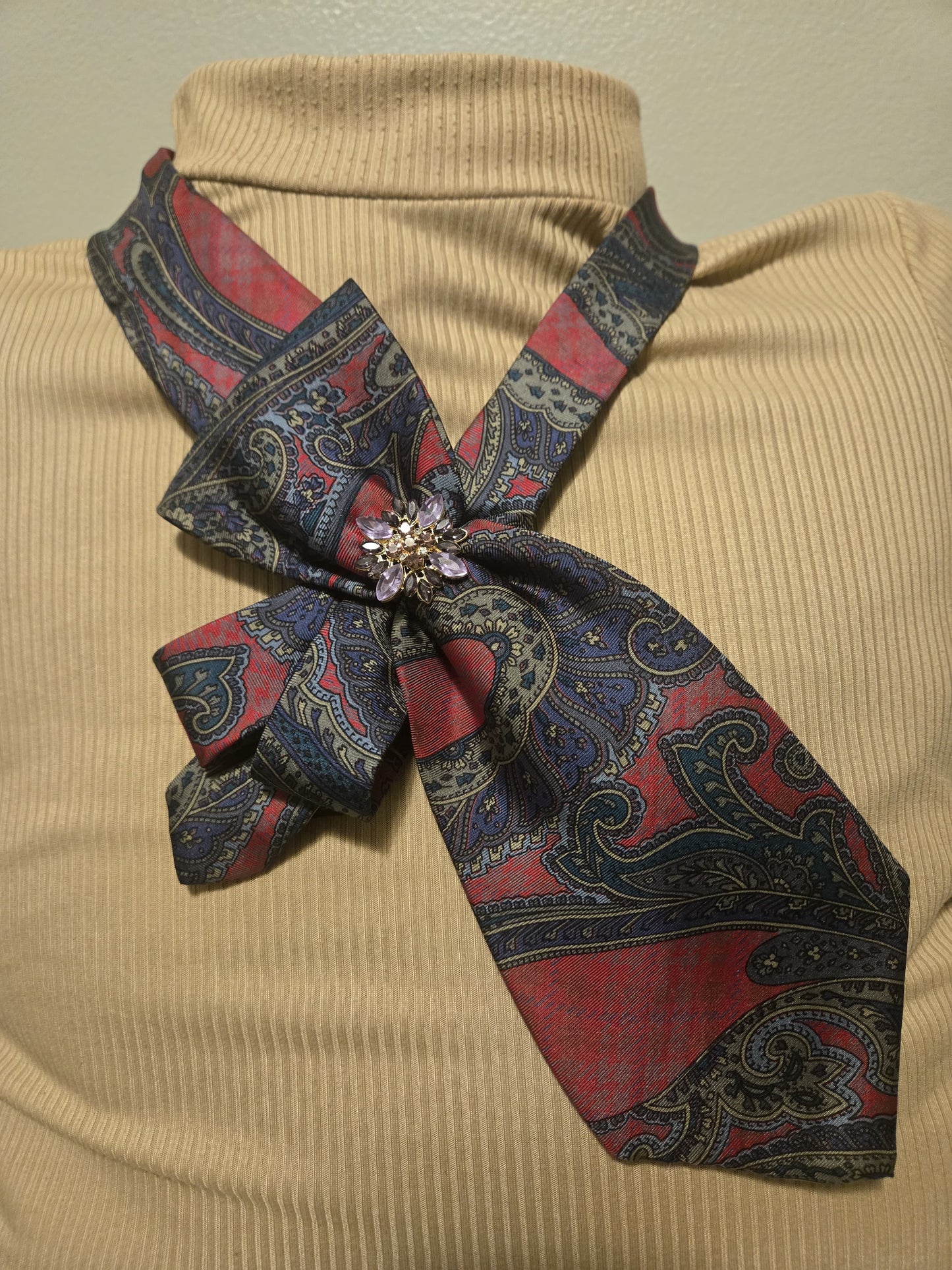Red Paisley | Mama's Ties