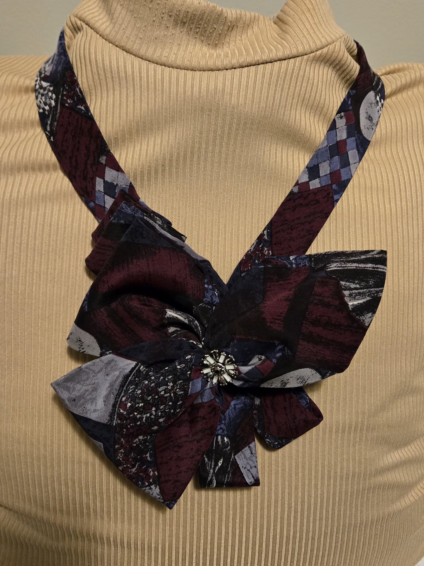Necktie Bow | Mama's Ties