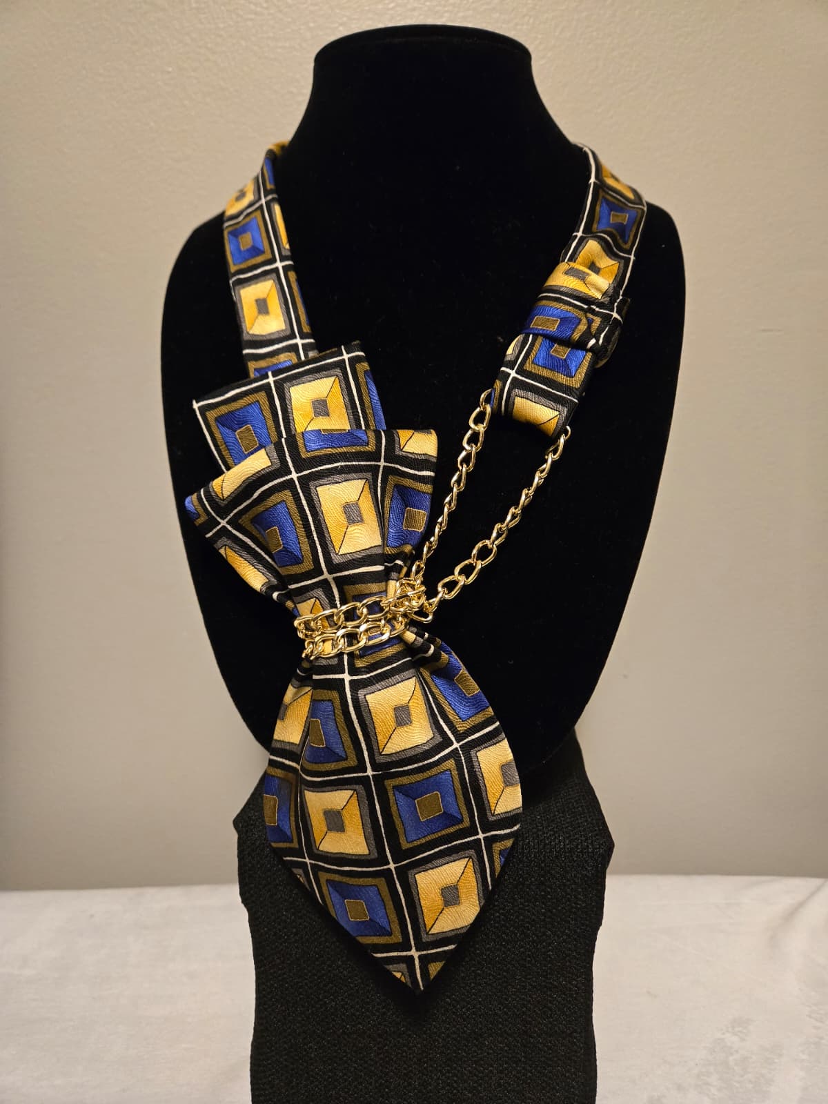 Chained Blocks | Mama's Ties