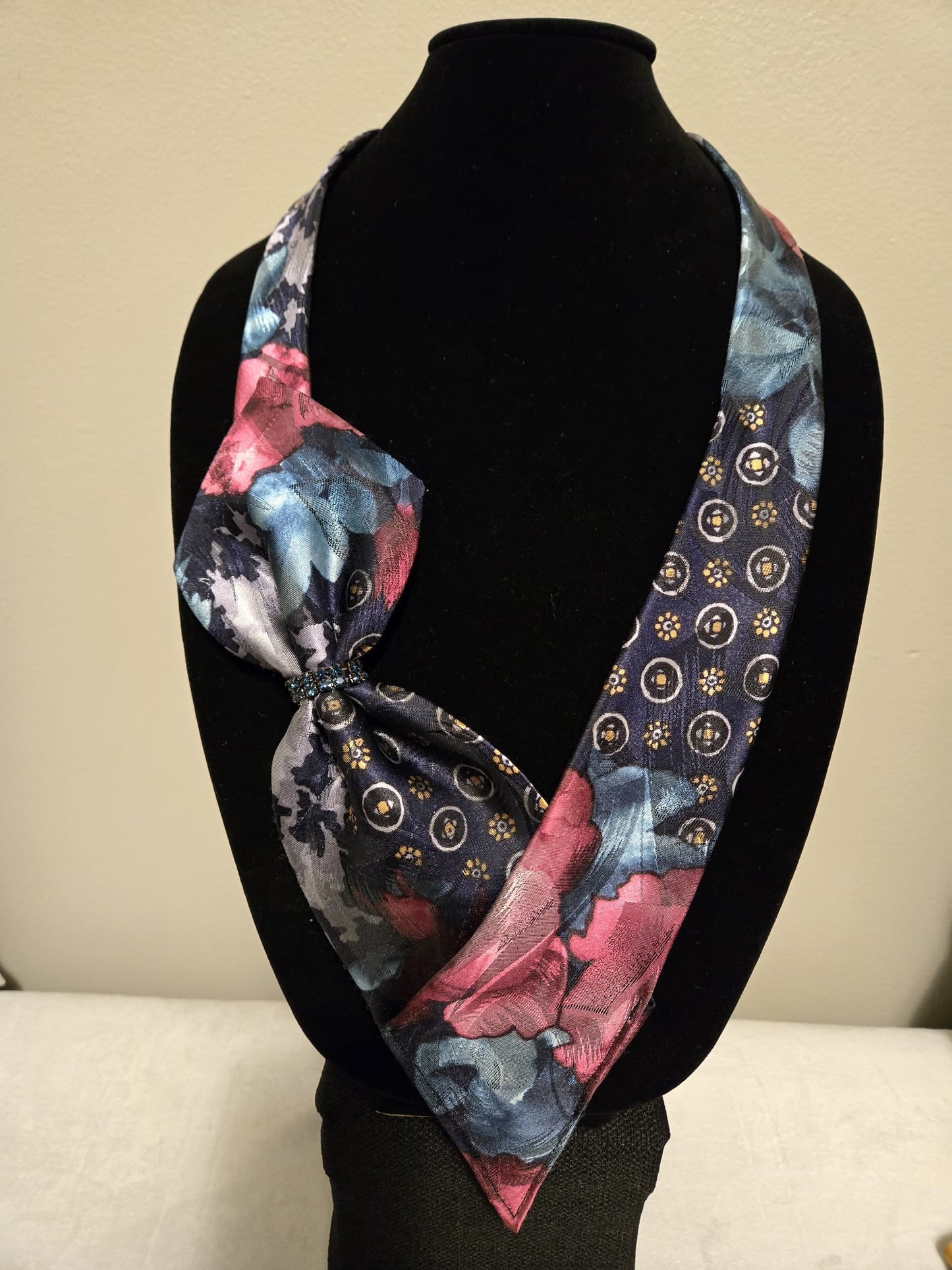 Watercolor Criss Cross | Mama's Ties